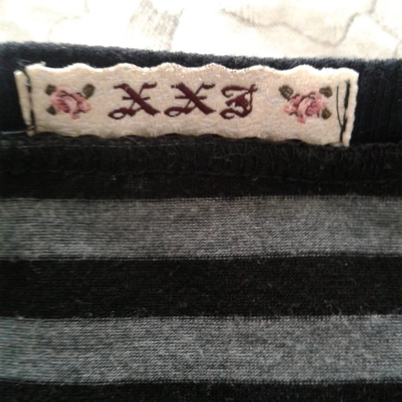 Forever 21 striped top size S - Picture 2 of 2